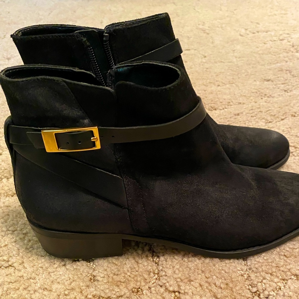 Never worn side Franco Sarto Booties size 8.5